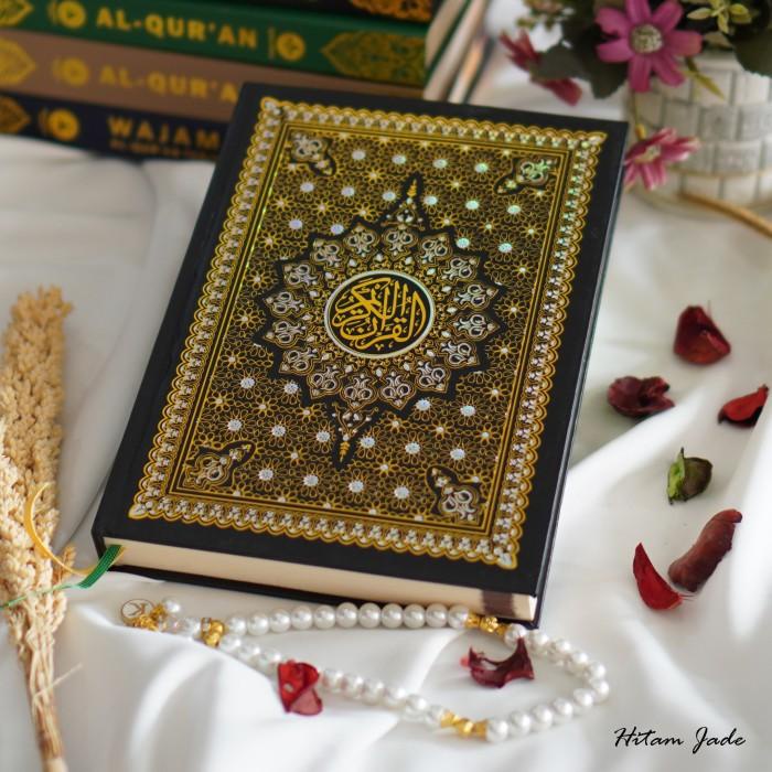 

Al-Qur'An Motif Diamond Artic - Free Tasbih Mutiara Premium