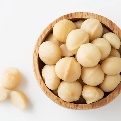 

Raw Macadamia Nuts / Kacang Macadamia Mentah Premium - 100gr