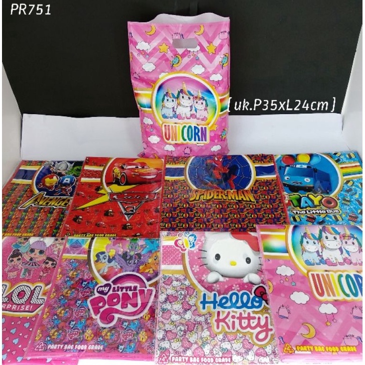 

[BNN45] PLASTIK SNACK ULTAH /KARAKTER LENGKAP/PR751(ISI 10PLASTIK )PANJANG 35,LEBAR24CM/PLASTIK SNACK METALIZING(PR942) 5450