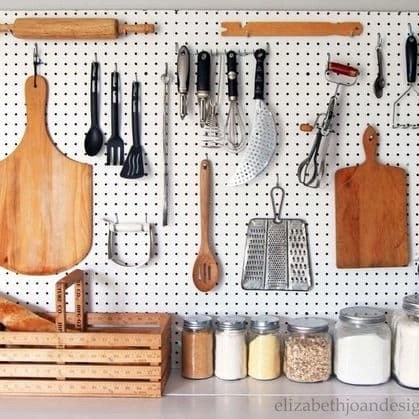 

Terlaris Jual Pegboard Papan Gantung/Bolong 100X50 Cm Dekorasi Dapur/Kamar