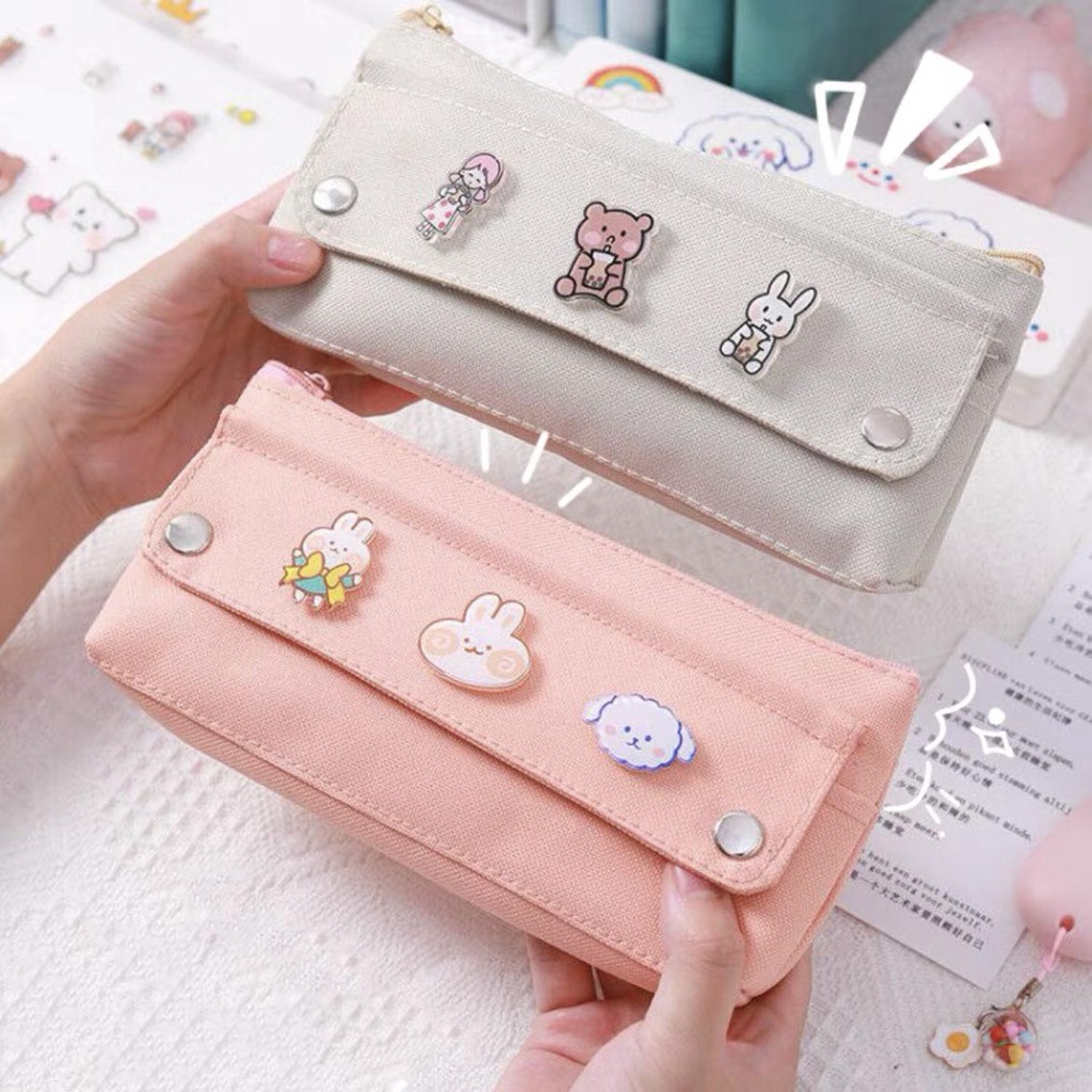 

FREE PIN + KOTAK PENSIL VIRAL POLOS KAIN / TEMPAT PENSIL ANAK BAHAN KAIN KARTUN LUCU PIN