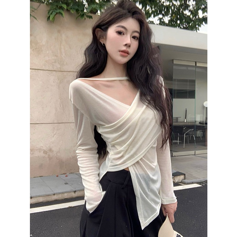 Red Gaya Hong Kong warna solid tabir surya V-neck lengan panjang T-shirt wanita musim panas bagian tipis desain gadis panas seksi rasa atasan temperamen tidak teratur