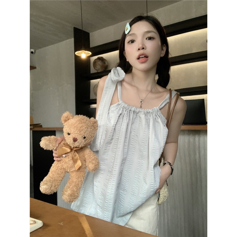 Red Rompi tanpa lengan biru longgar dengan tali pakaian luar musim panas wanita kecil segar dan manis menutupi daging yang memperlihatkan atasan tali halter tipis
