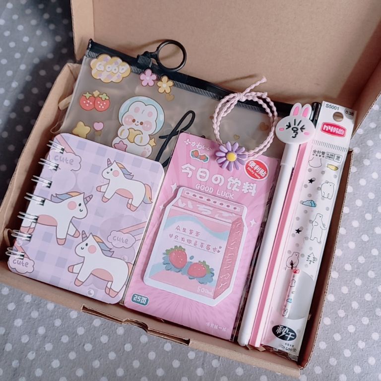

Siap Kirim Kado unik untuk teman / kado bestie / hampers bestie ulang tahun / hampers unik murah 09Y