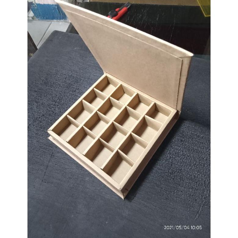 

Promo Box coklat prahardcover sekat 16/gift box coklat