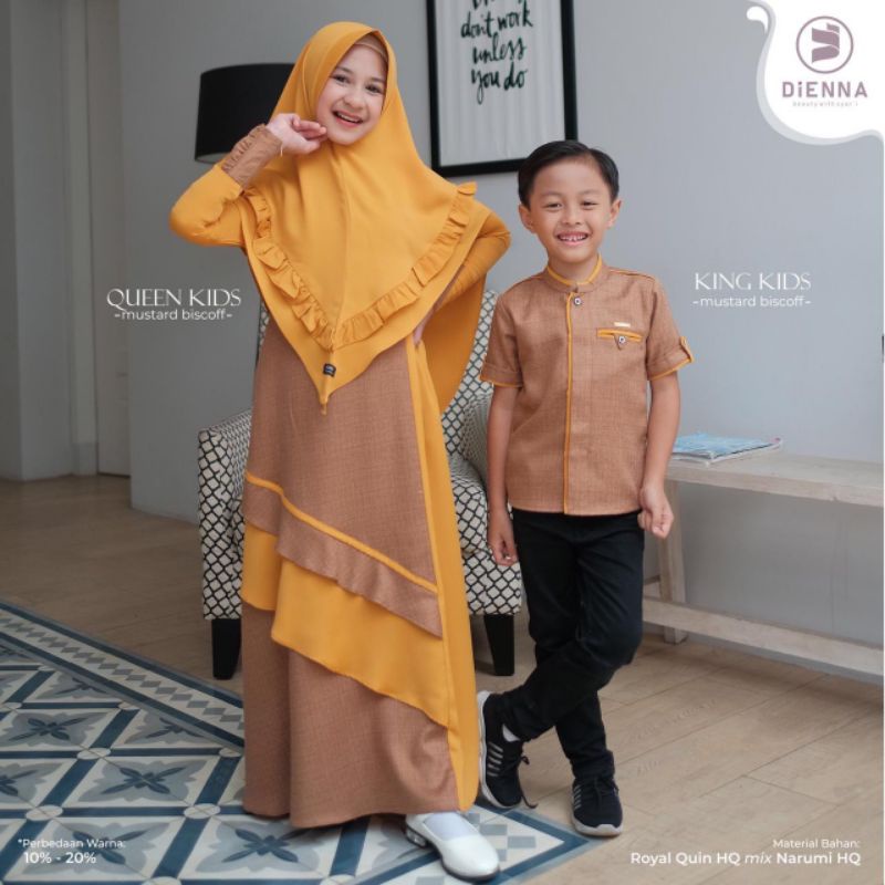 Sarimbit Royal Family by Dienna