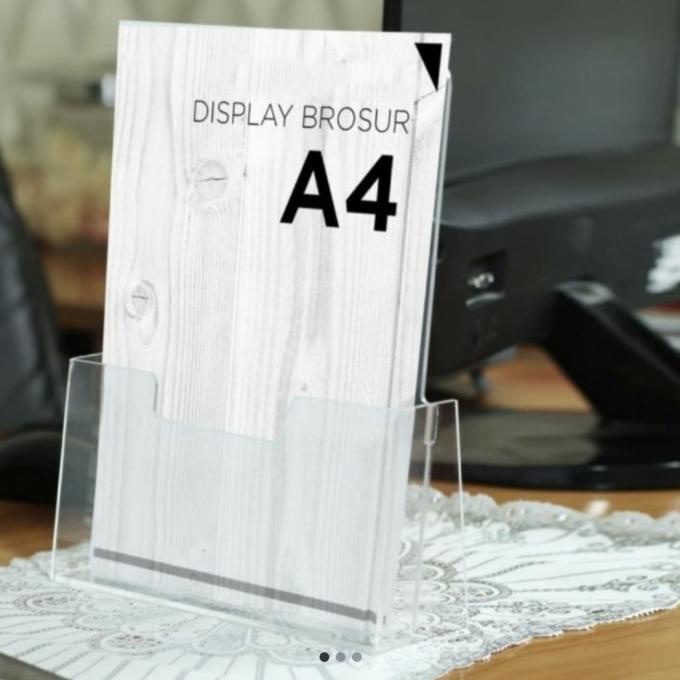 

tempat brosur akrilik a4