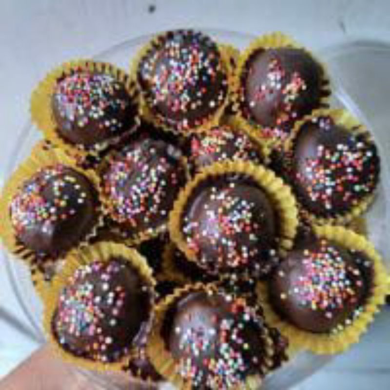 

bola coklat