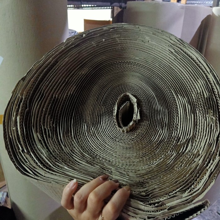 KARTON GELOMBANG SINGLE FACE GULUNGAN KARDUS PACKING MURAH