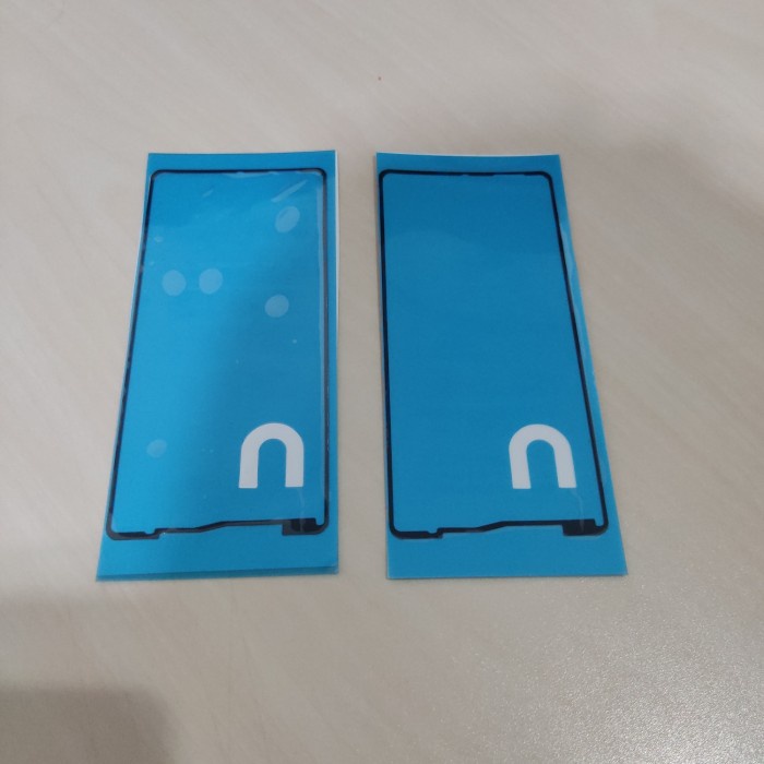 Unik Adhesive LCD Sony Xperia XZ2 Compact Berkualitas