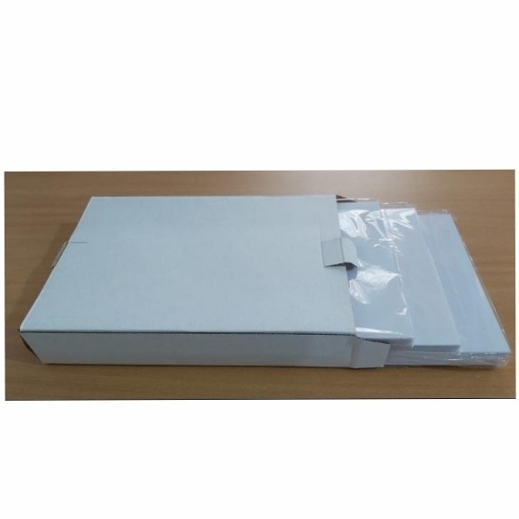 

kertas PVC dus polos Bahan Id card A4 isi 50lb