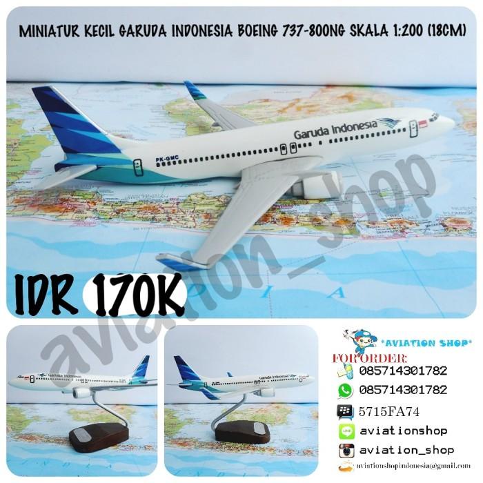 Miniatur Pesawat Garuda Indonesia Boeing 737-800Ng Skala 1:200 (19Cm)