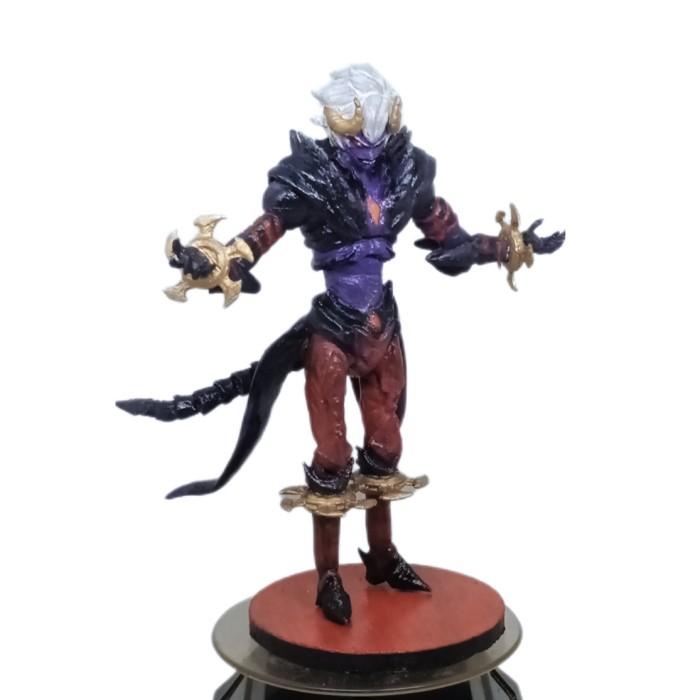 Action figure dyrroth mobile legend