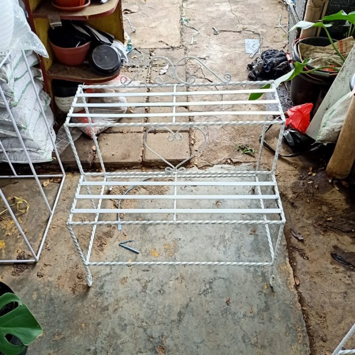 

Rak Susun Besi 2 Panjang