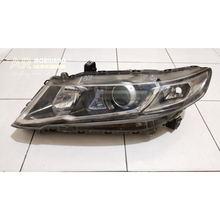 {Bekas} Headlamp Headlight Lampu Depan Honda Odyssey RB3 2011 2012 2014 2015 Diskon