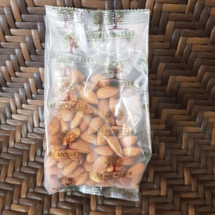 

Almond Utuh 250gr Best seller