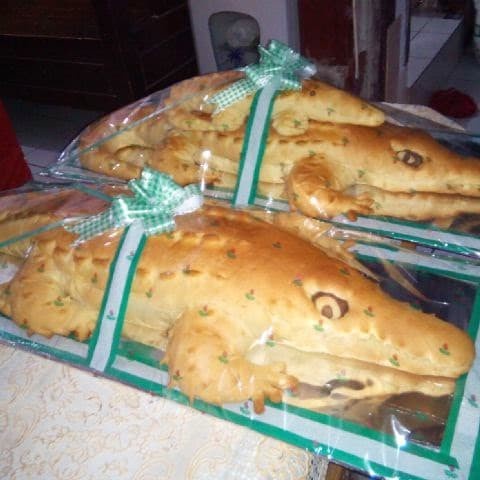 Best Seller Roti Buaya 70 Cm /Seserahan /Pernikahan