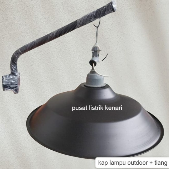 Terlaris Tiang Kap Wd Pju Lampu Jalan Bulat Hitam Satu Set