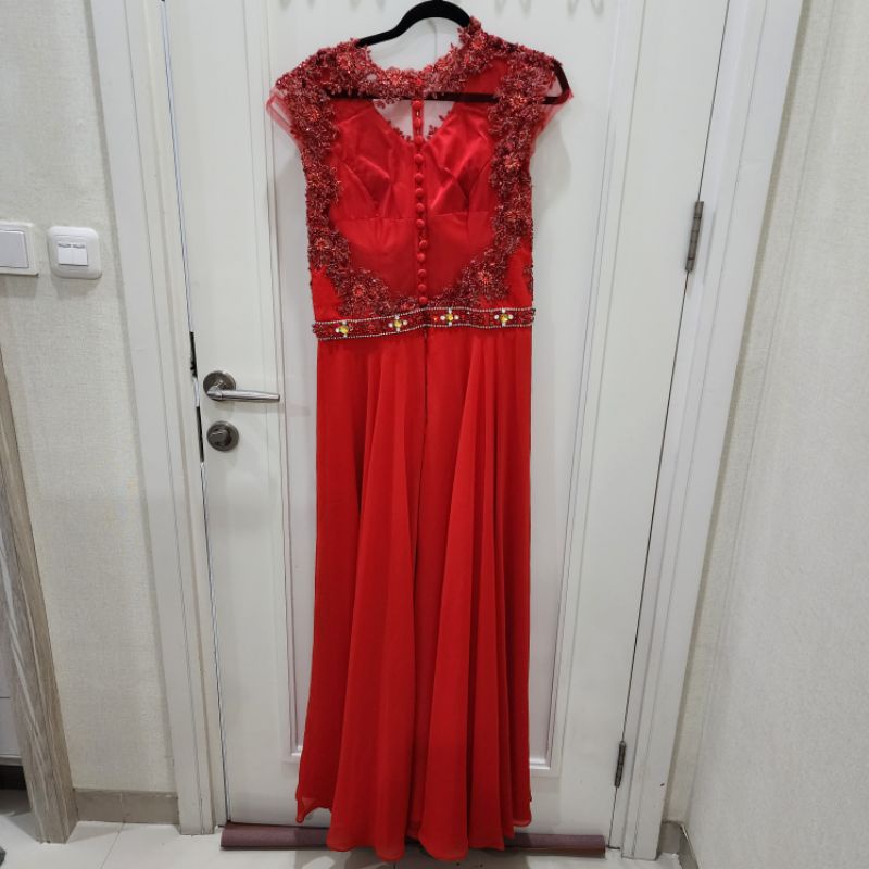 gaun pesta merah untuk nikahan preloved