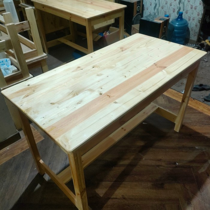 Best Seller Meja Ukuran 100X60X75