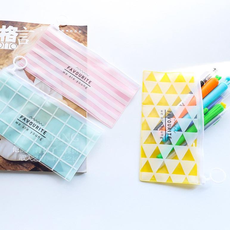 

New Arrivals Tempat Pensil Zip Transparan Motif Karakter Love Tempat Kosmetik Zipper Kotak Pensil Murah Import Kri