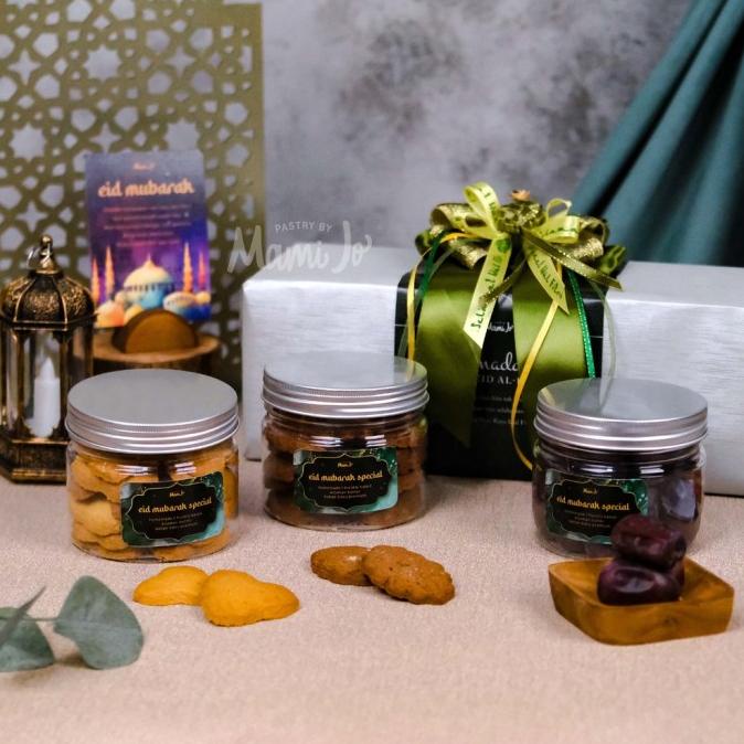 

Seda - Hampers Lebaran Eid Mubarak Wisman Premium Kurma Nastar Premium Sellyangelinastore