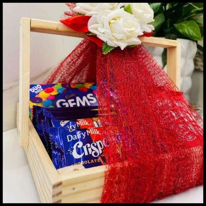 

Barang Terlaris Souvenir Hampers 1Jt Asli Readyy Lapakteguhwardani