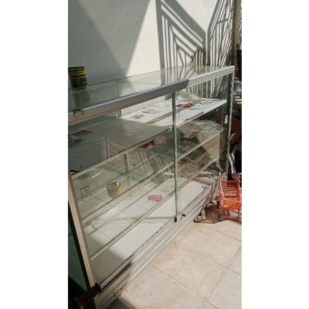 ETALASE BEKAS 1,5 M 4 TINGKAT