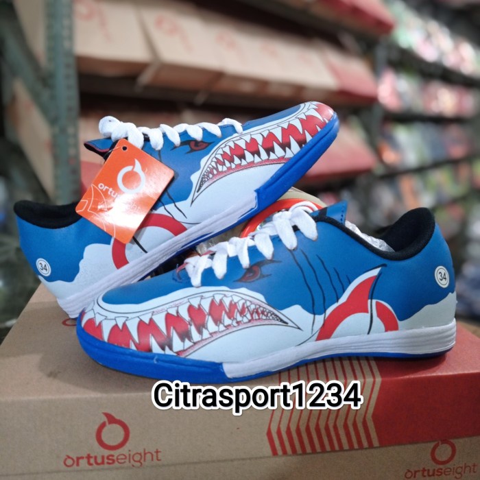 sepatu futsal ortuseight/ Sepatu futsal Anak/ sepatu futsal ortus hiu