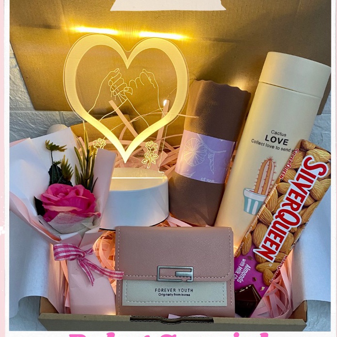 

❦ XC 5551 Kado Spesial Pasangan Kado ulang tahun spesial cewek hadiah ulang tahun pacar hadiah wisuda anniversary LED 3D Hijab pashmina dompet wanita coklat box kado Jangan Sampai Kehabisan!!!❄️ う