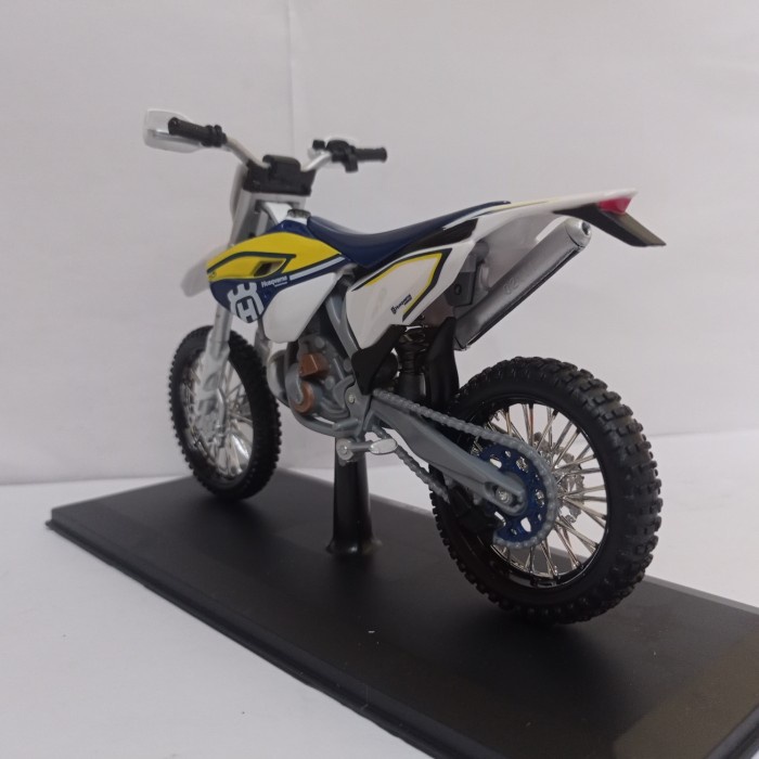 PROMO DIECAST MOTOR TRAIL HUSQVARNA FE 501 MAISTO 1:12 MINIATUR MOTORCROSS TERLARIS