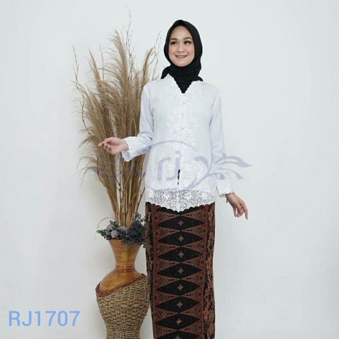 Terlaris Kebaya Encim Putih Polos