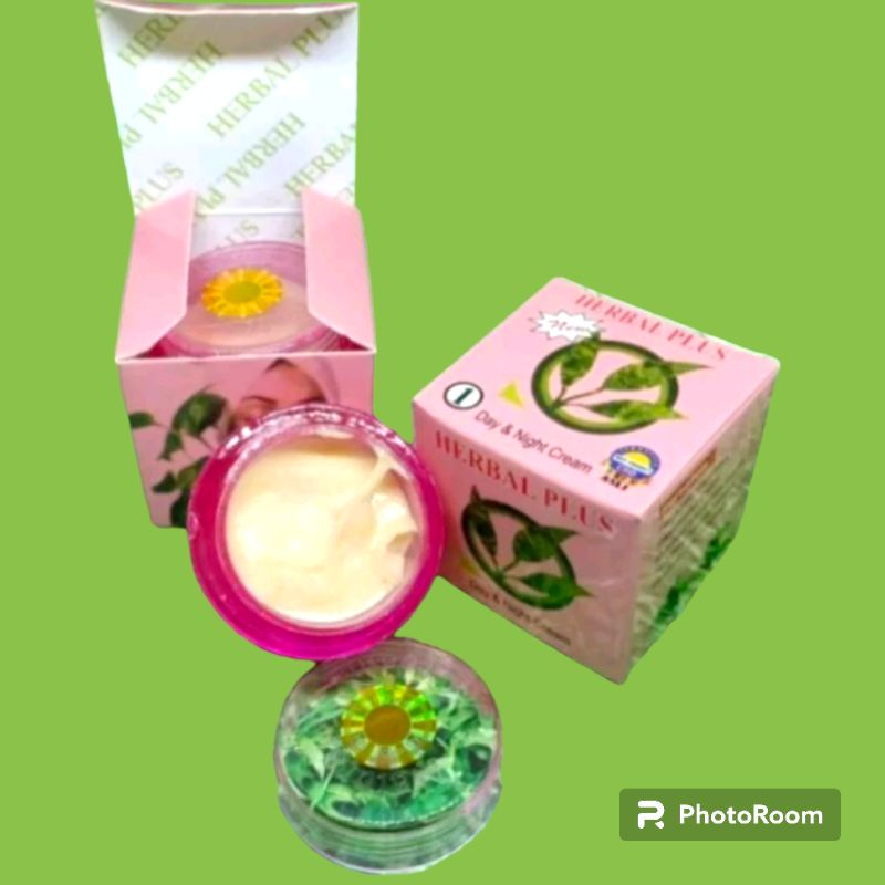 (PER 3PCS) HERBAL PLUS HOLO M