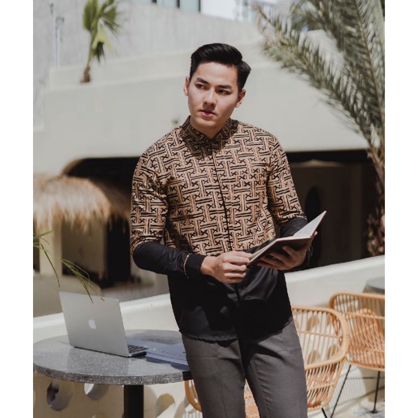 MURAH MERIAH. Kemeja Batik Pria NUC.ID Ali 01 (Hitam-Motif Mocca)
