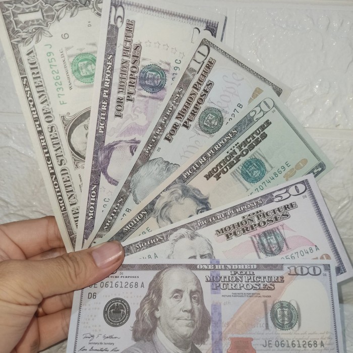Mainan Uang Dolar 6 Model Isi 50 Lembar