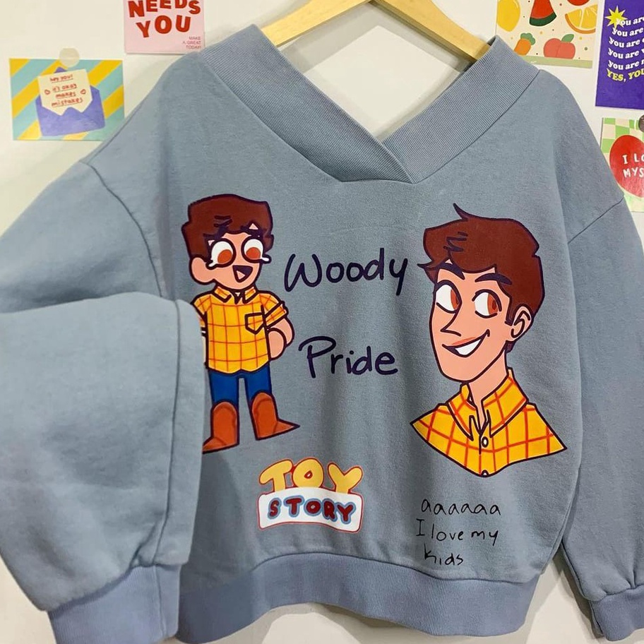 Terbatas SWEATER OVERSIZE - WOODY PRIDE CREWNECK OVERSIZE SWEATER