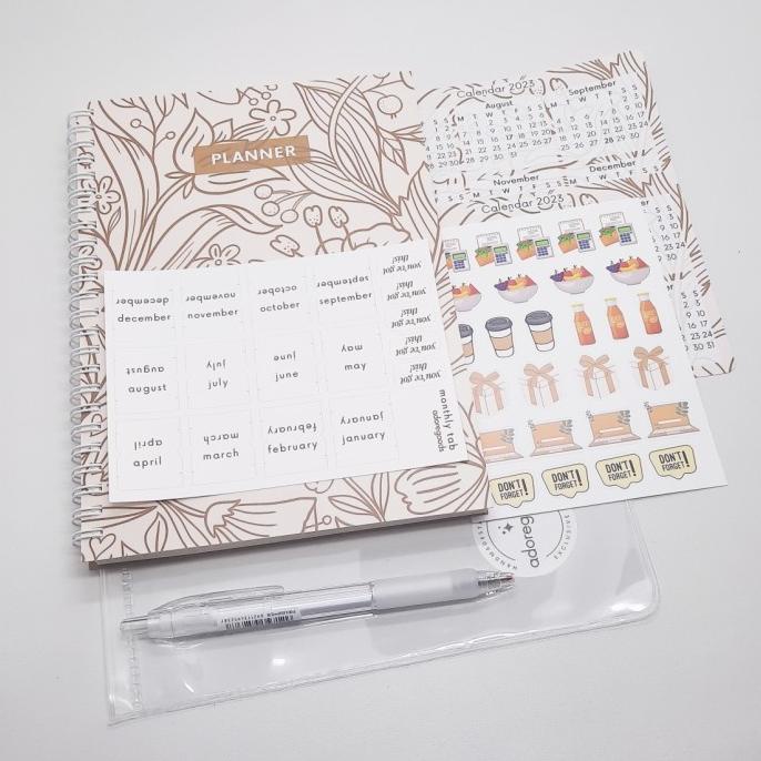 

Planner 2023 Undated Agenda Yearly Journal
