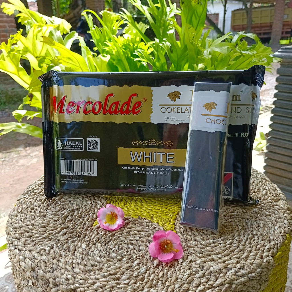 

Mercolade Compound White Vanilla / Batangan 1kg / Perpack Premium Quality