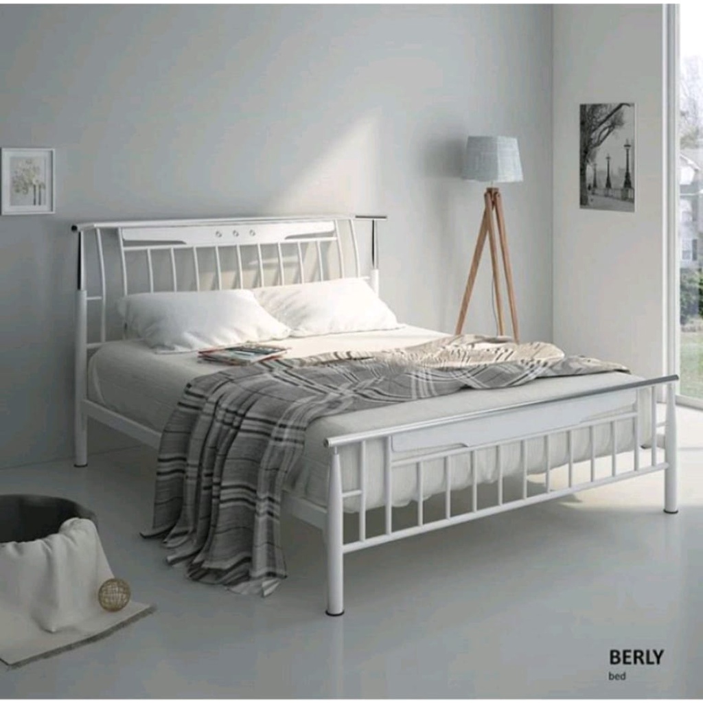 Ranjang Besi Siantano Berly Tanpa Kasur