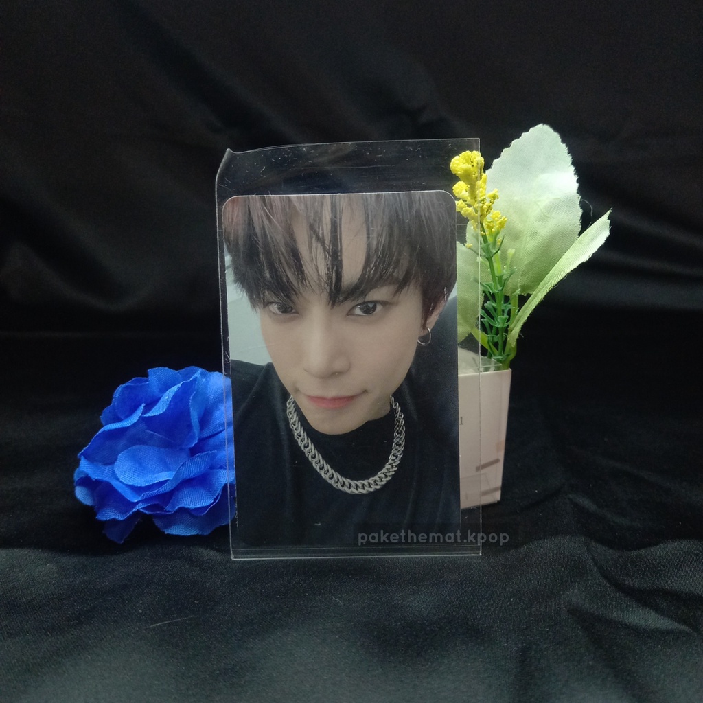 Doyoung NCT127 - Official Photocard NCT 127 dari Album Jewel Case Universe NCT 2021 PC