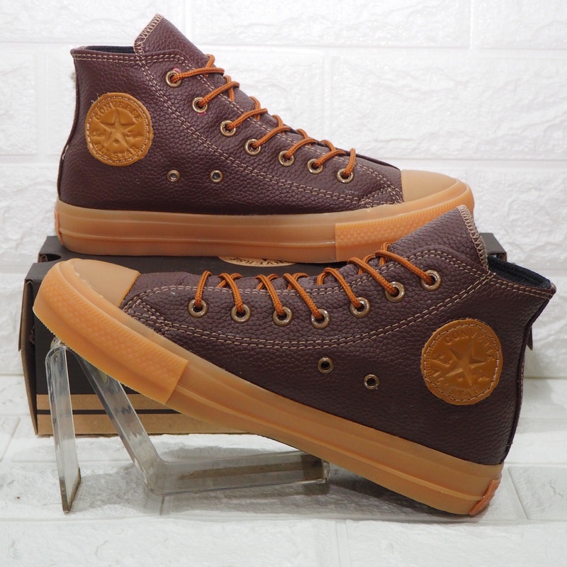 SEPATU CASUAL HIGH PRIA BAHAN KULIT SINTETIS COKLAT TUA