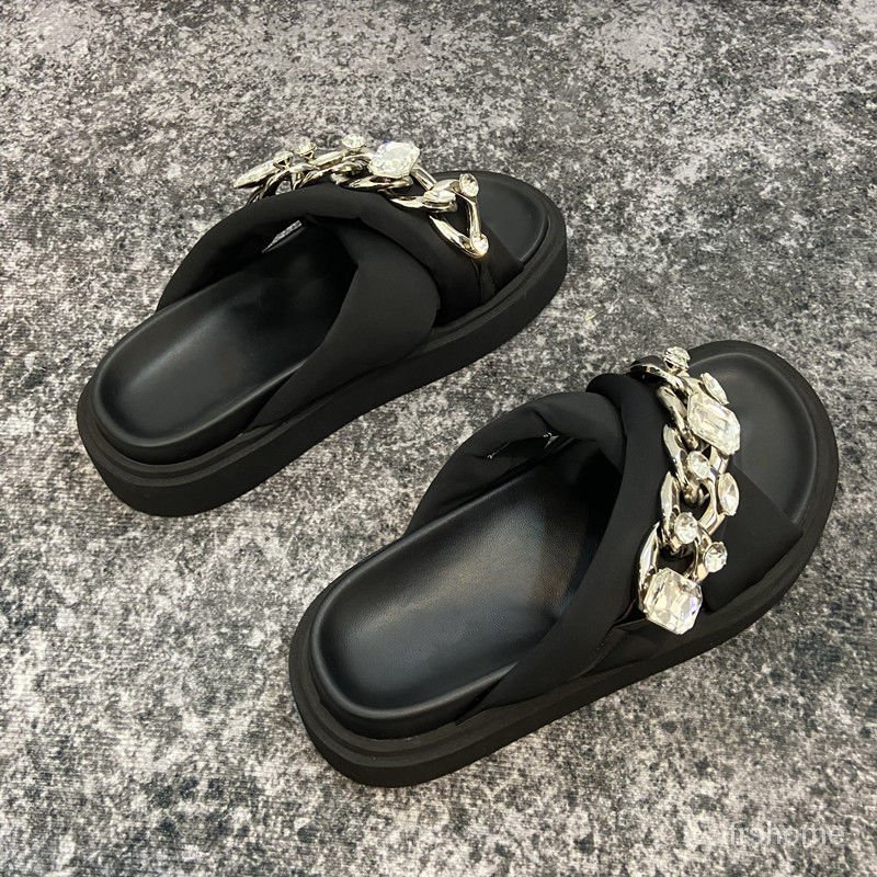 Sandal bawah tebal berlian imitasi Eropa baru sandal jepit sandal jepit ujung terbuka