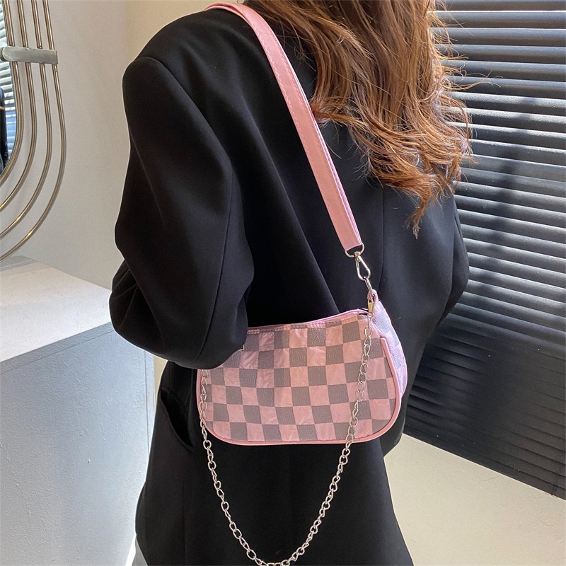 THALIA Sling bag Tas Selempang Casual Crossbody Kecil Stylish Rantai Dumpling Bag Square Bag Fashion Mini Kecil Shoulder Small Bag Kondangan Catur Korean Wanita lucu Style Chikoisme