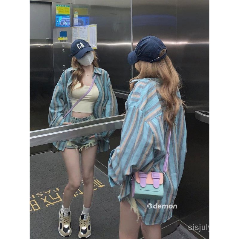 kemeja segar kecil bergaris top wanita musim panas baru longgar dan serbaguna