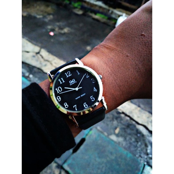 jam tangan pria QnQ Japan original