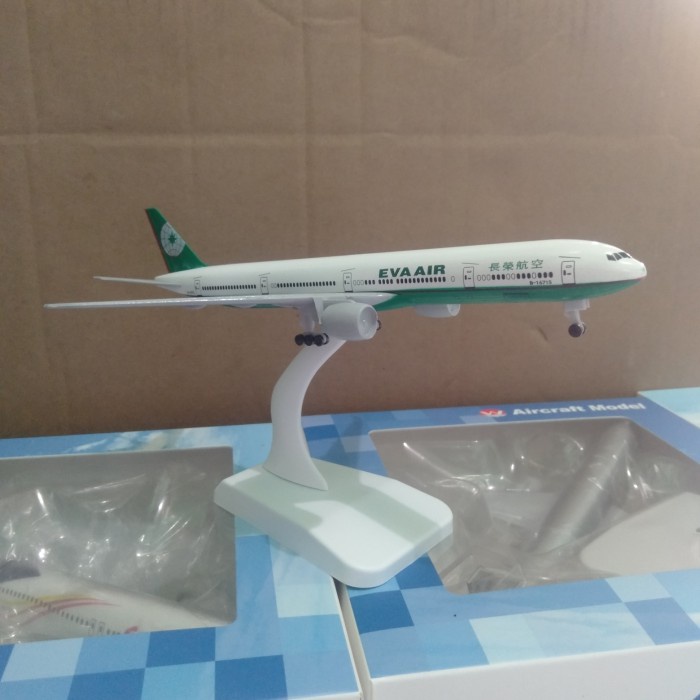 HOT SALE MINIATUR PESAWAT TERBANG EVA AIR FULL BESI ORIGINAL TERBARU