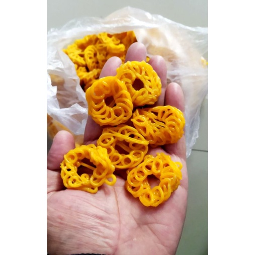 

KRUPUK MAWAR KUNING MENTAH 500g