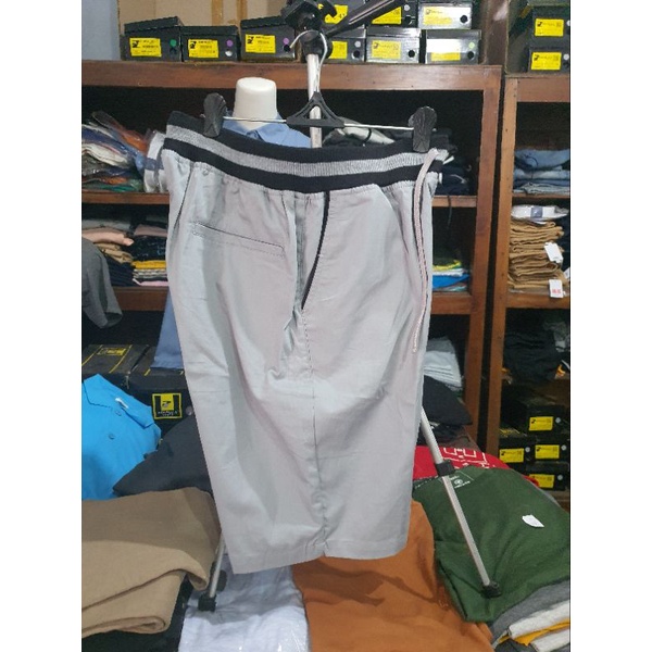 Celana Pendek Capetown Pingang Karet Original