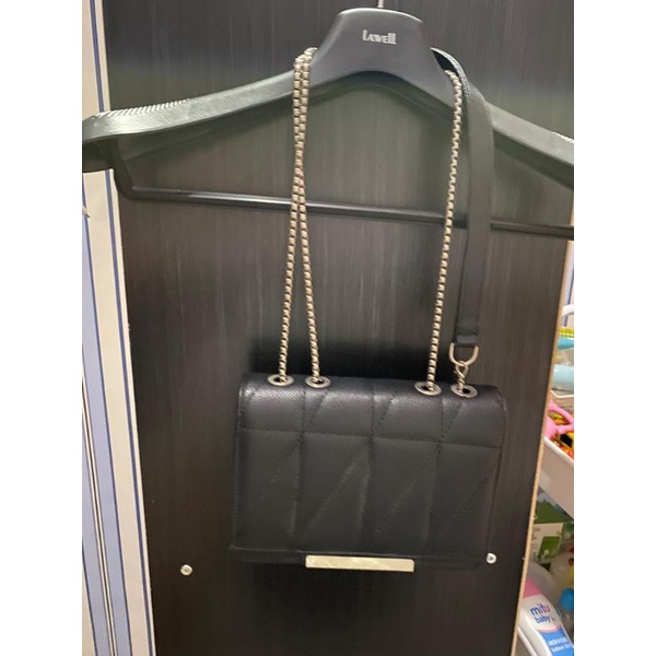 Preloved Tas Shoulder bag