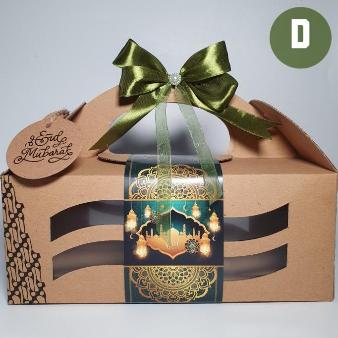 

Hampers Dus Box Hampers Cookies Lebaran Idul Fitri Muat 4 Toples Bulat 250Gr Stok Terbatas